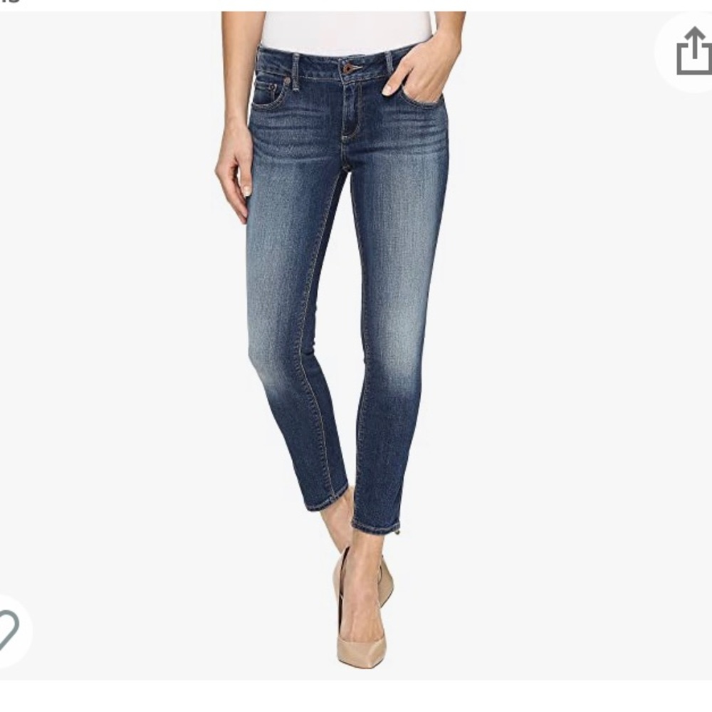 Lucky brand Sofia capri jeans🍀